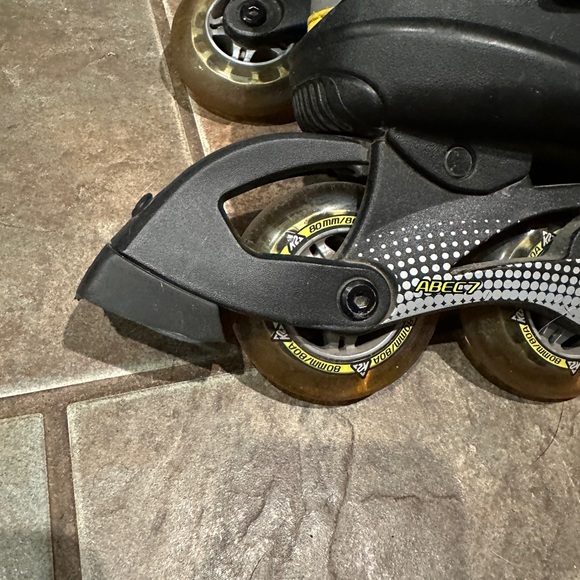 K2 Rollar Blades - Picture 2 of 3